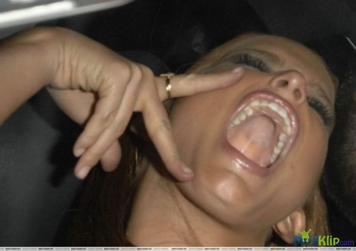 Эмоции Джессики Симпсон (11 фотографий)