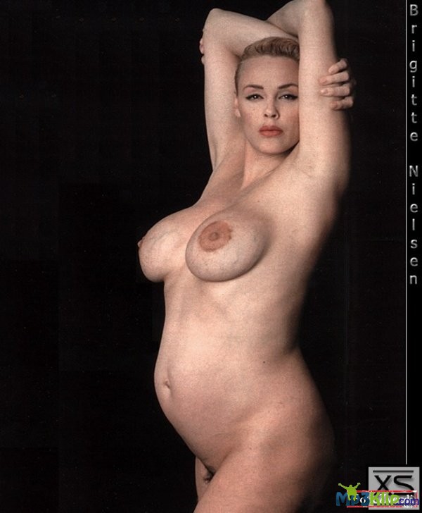 Голая Бриджит Нильсен