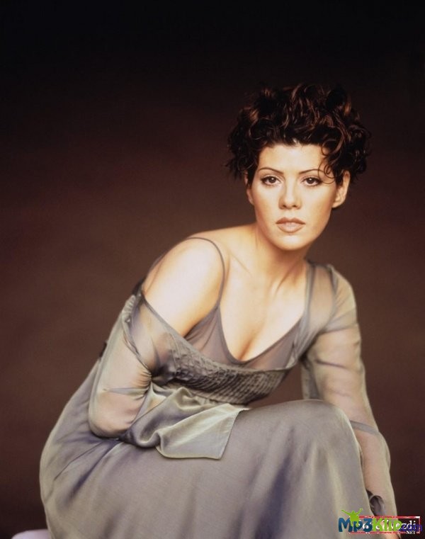 Голая Мариса Томей