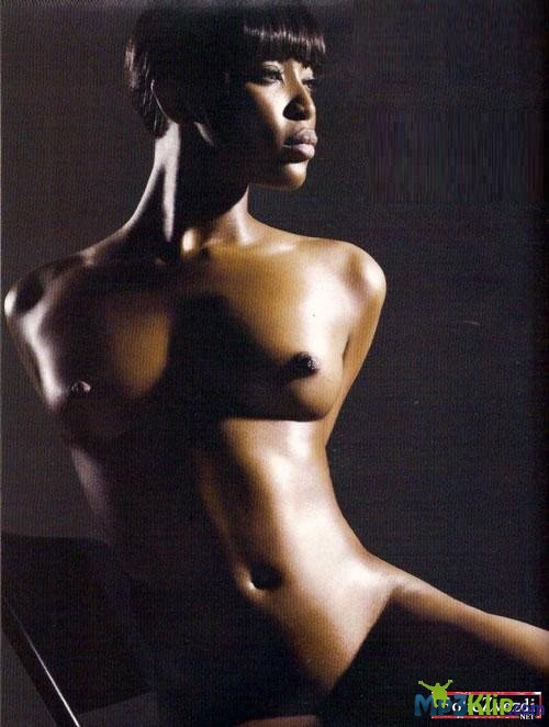 Голая звезда Наоми Кэмпбелл