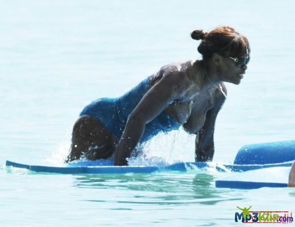 Голая звезда Серена Уильямс