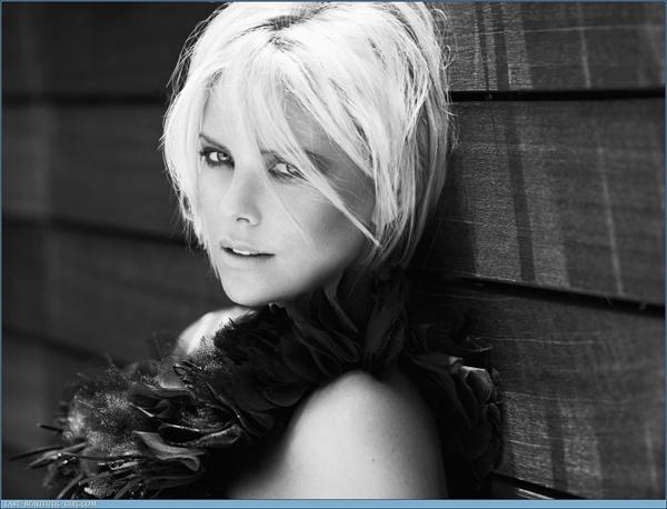 Шарлиз Терон (Charlize Theron) в журнале NYT Style