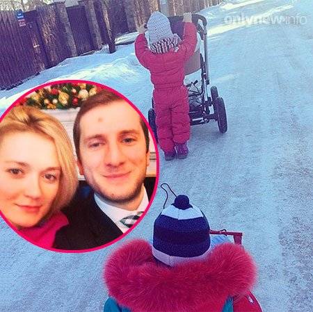 Надежда Михалкова впервые показала обоих детей