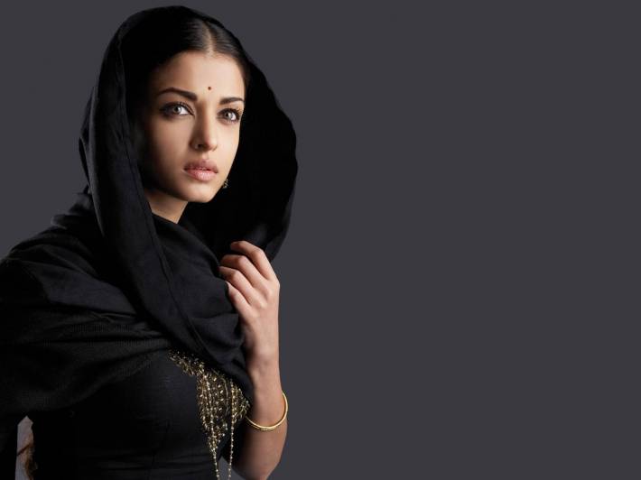 aishwarya rai - Широкоформатные фотографии