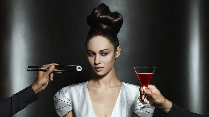 olga kurylenko  - картинка на рабочий стол