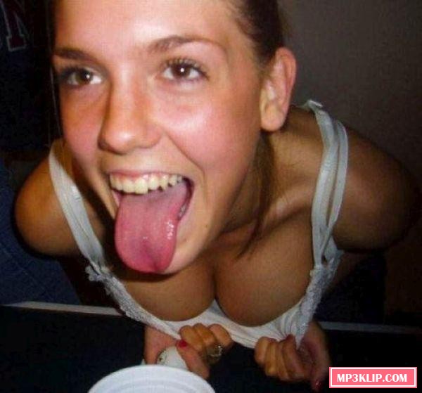 Груди и бир-понг