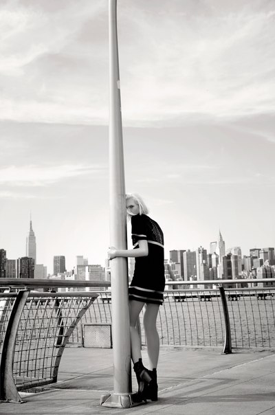 Alyona Subbotina by Sevda Albers for L’Officiel Mexico