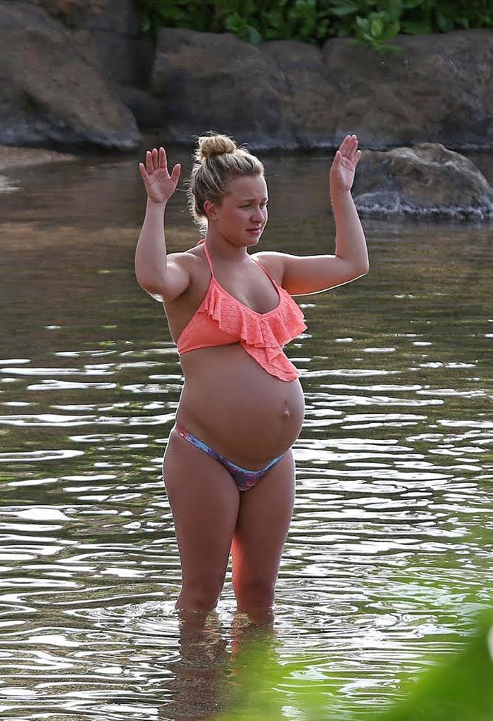 Беременная Хейден Панеттьер