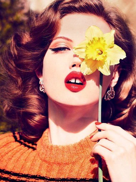 Lindsey Wixson for Vogue Russia July 2015by Ellen Vo