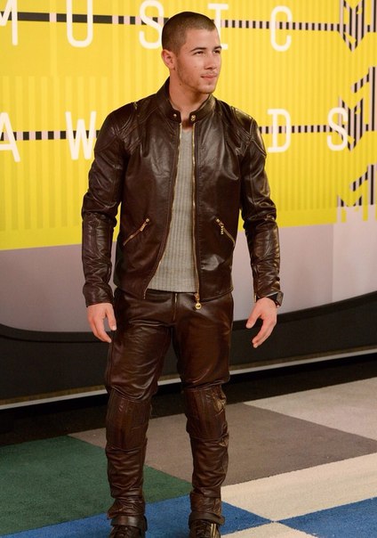 Ник Джонас и Бруклин Бекхэм на MTV VMA 2015