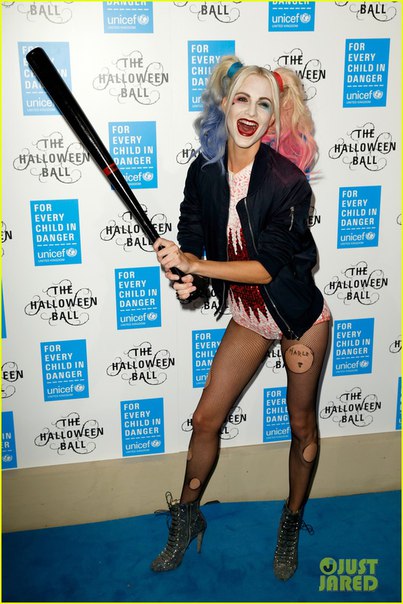 Поппи Делевинь, Рита Ора и Майкл Шин на UNICEF Halloween Ball....