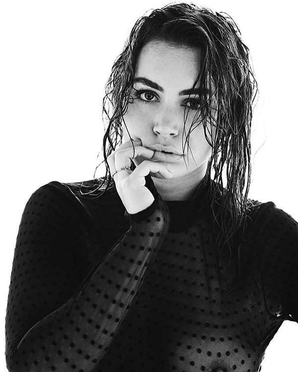 Sophie Simmons - Wilhelmina modeling portfolio