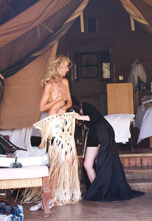 Модель Lady Victoria Hervey обнажилась перед камерой