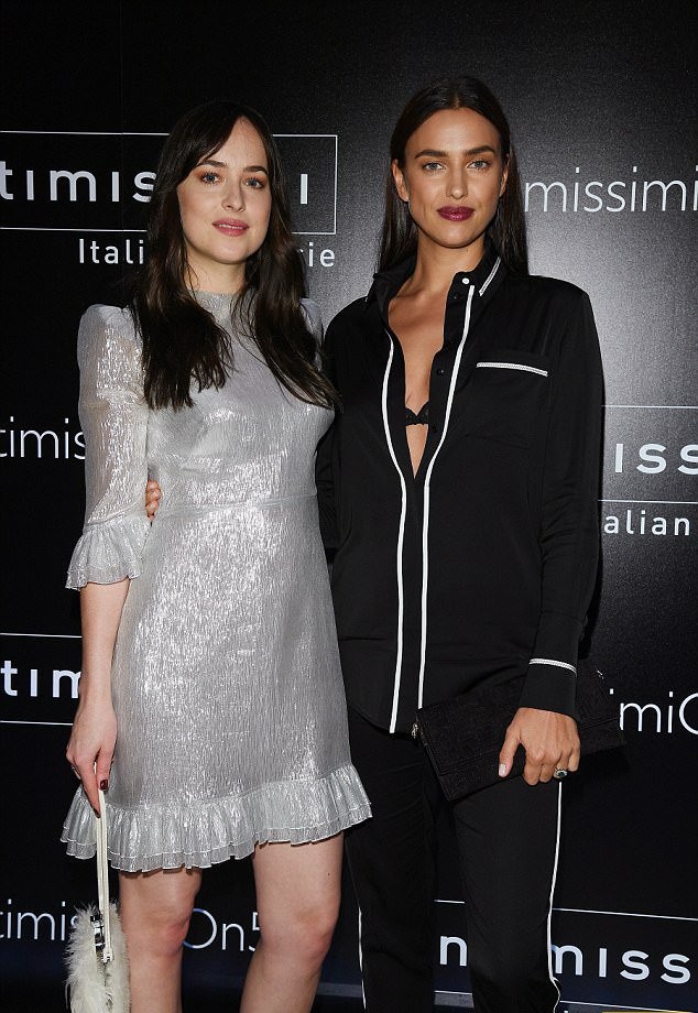 Ира Шейк, Дакота Джонсон и Сара Джессика Паркер на вечеринке Intimissimi