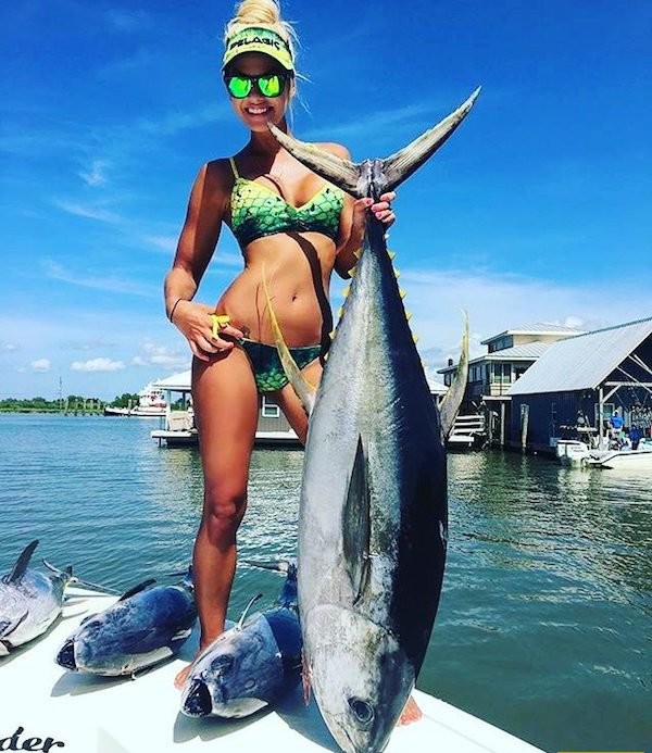 Рыбачки в бикини - 19.11.2017