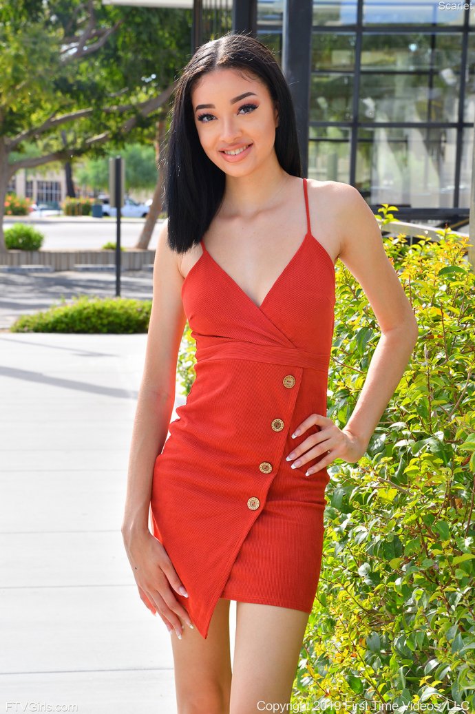 Scarlet Super Sexy In Red