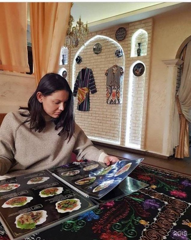 Самаркандские изящные женщины на фото