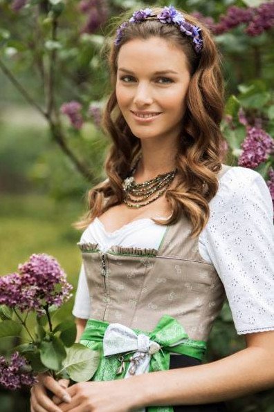 Альпийские шикарные женщины на фото