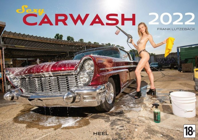 Фото: Немецкий календарь "Sexy Carwash"